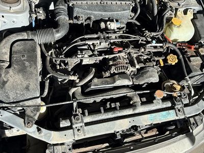 2.5 Liter Subaru Motor and Manual Trans