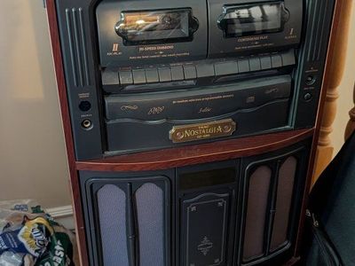 2005 Nostalgia Stereophonic Record Player