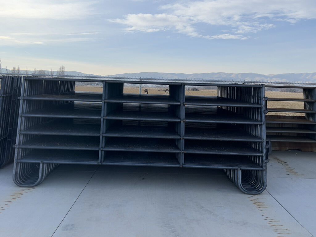 12' J-Leg Livestock Panels