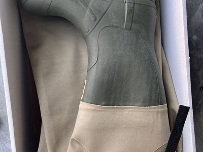 Fishing waders