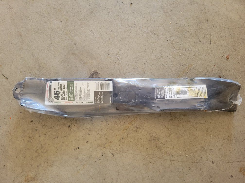 46 Inch Mulching Blade Set Star Center Hole New in Package