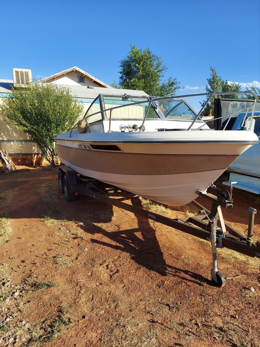 Vintage Runabout Boat with Volvo Penta Parts - Project Boat - Great for Restoration