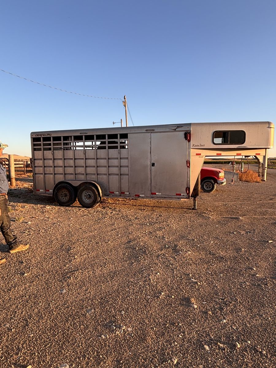 2017 travalong stock combo trailer 