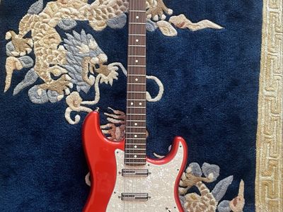 2001 Fender American standard Hardtail strat with alumitone pickups