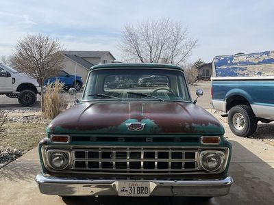 1965 Ford F-100 XLT
