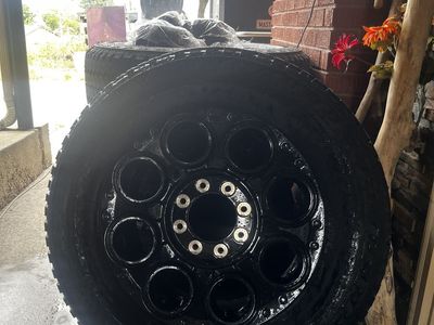 Bridgestone LT275/65/R20 Dueler A/T