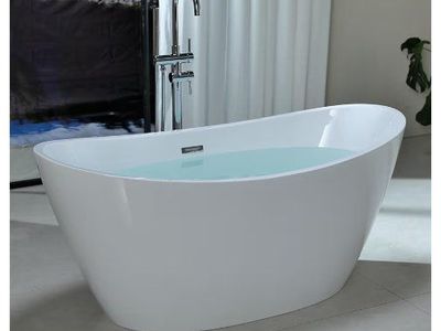 Bath Tub Free Standing