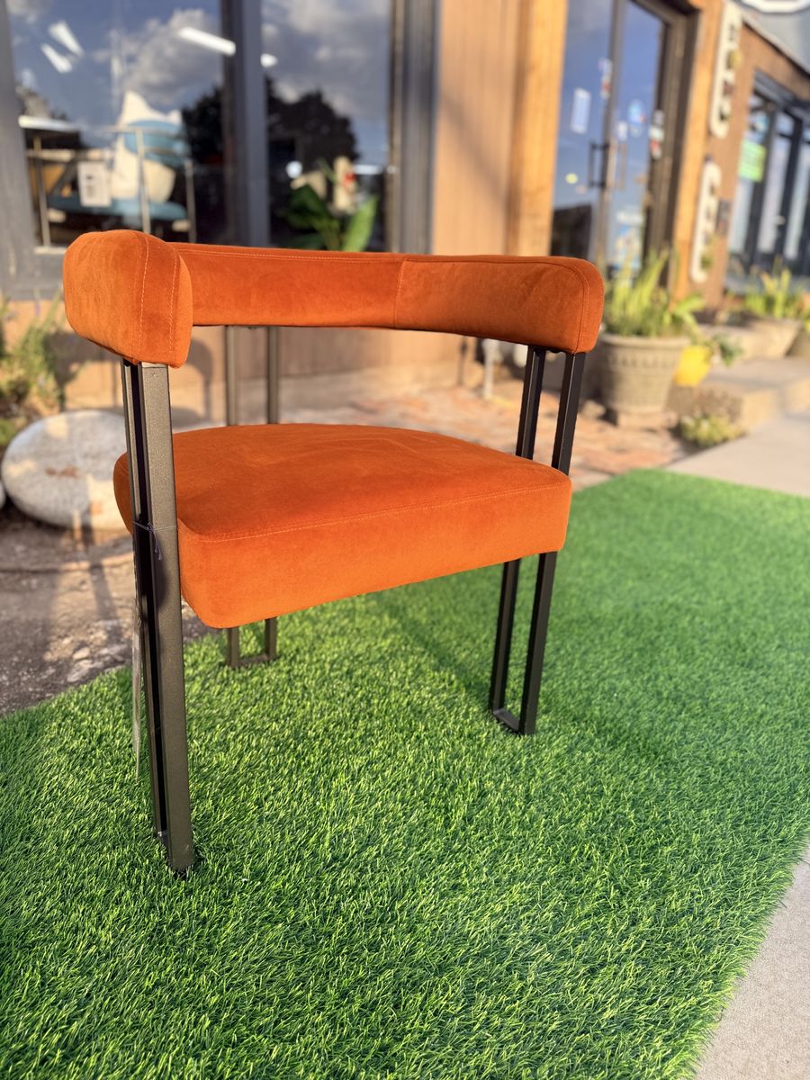 Contemporary Orange Accent Chair - Velvet Upholstery, Black Metal Frame