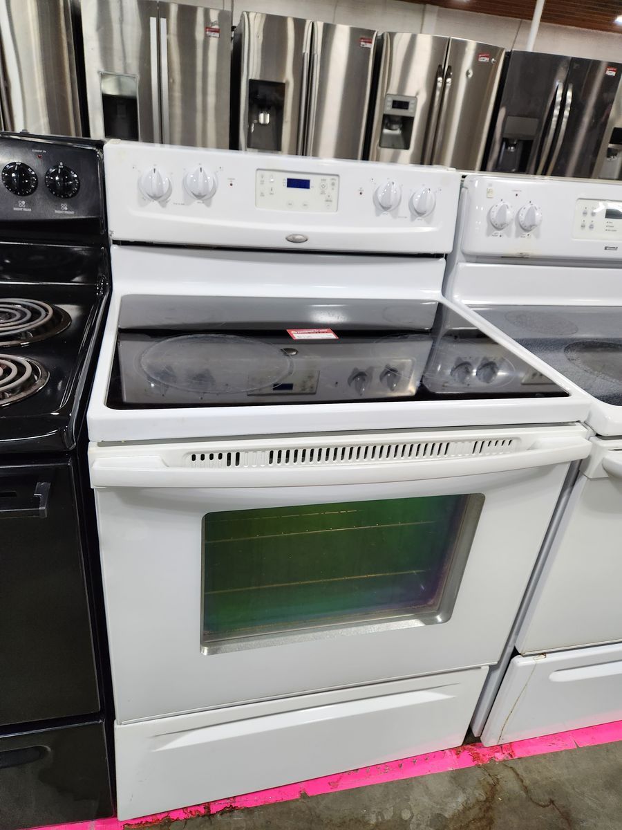 GREAT WHIRLPOOL GLASS TOP RANGE! WITH A FULL WARRANTY