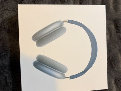 Apple AirPods Max Over-Ear Headphones - Sky Blue - Brand New Sealed Box