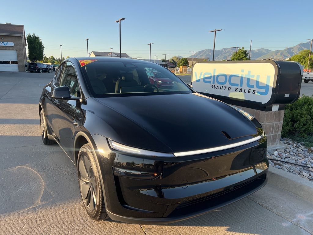 2026 Tesla Model Y 