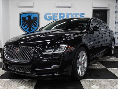 2016 JAGUAR XJL Portfolio