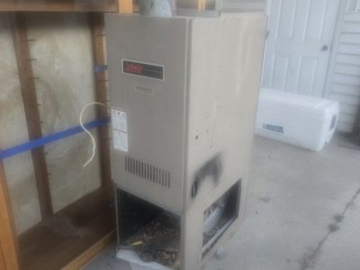 Lennox Elite Series Gas Furnace - Used, As-Is Heating System
