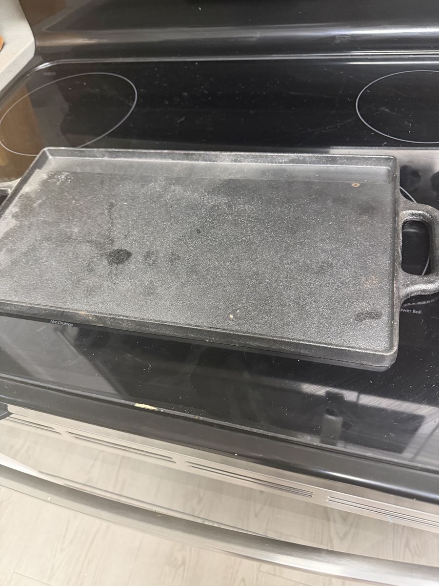 Double-Sided Cast Iron Griddle / Grill