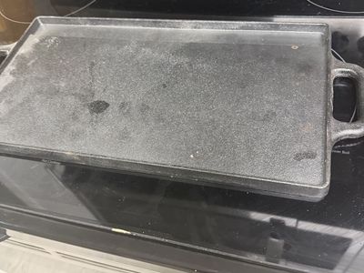 Double-Sided Cast Iron Griddle / Grill