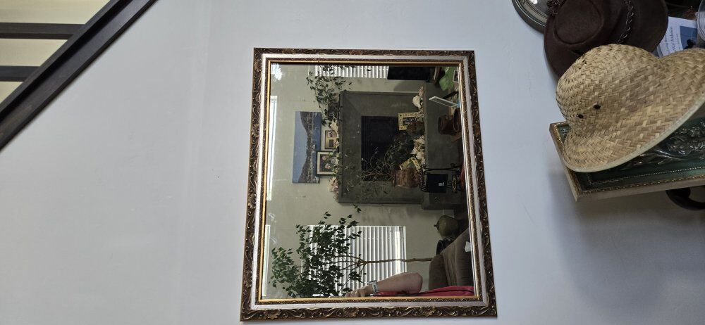 beautiful vintage gold mirror