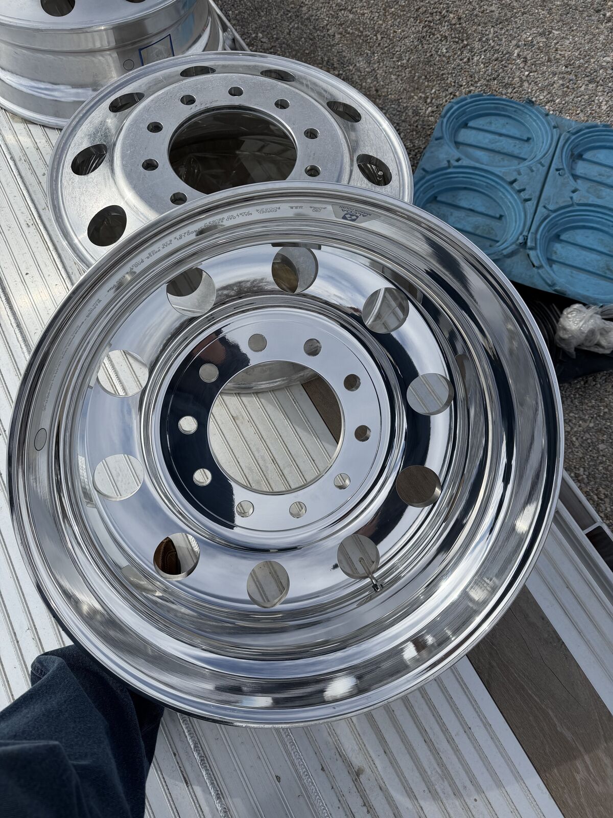 (24)Alcoa Mirror Finished 24.5#8.25