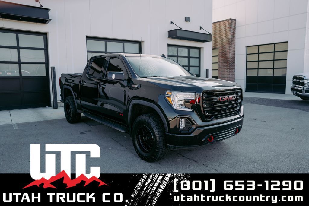 2022 GMC Sierra AT4