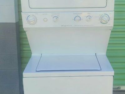 Amazing Frigidaire 27" electric stacked washer and dryer, free curbside delivery