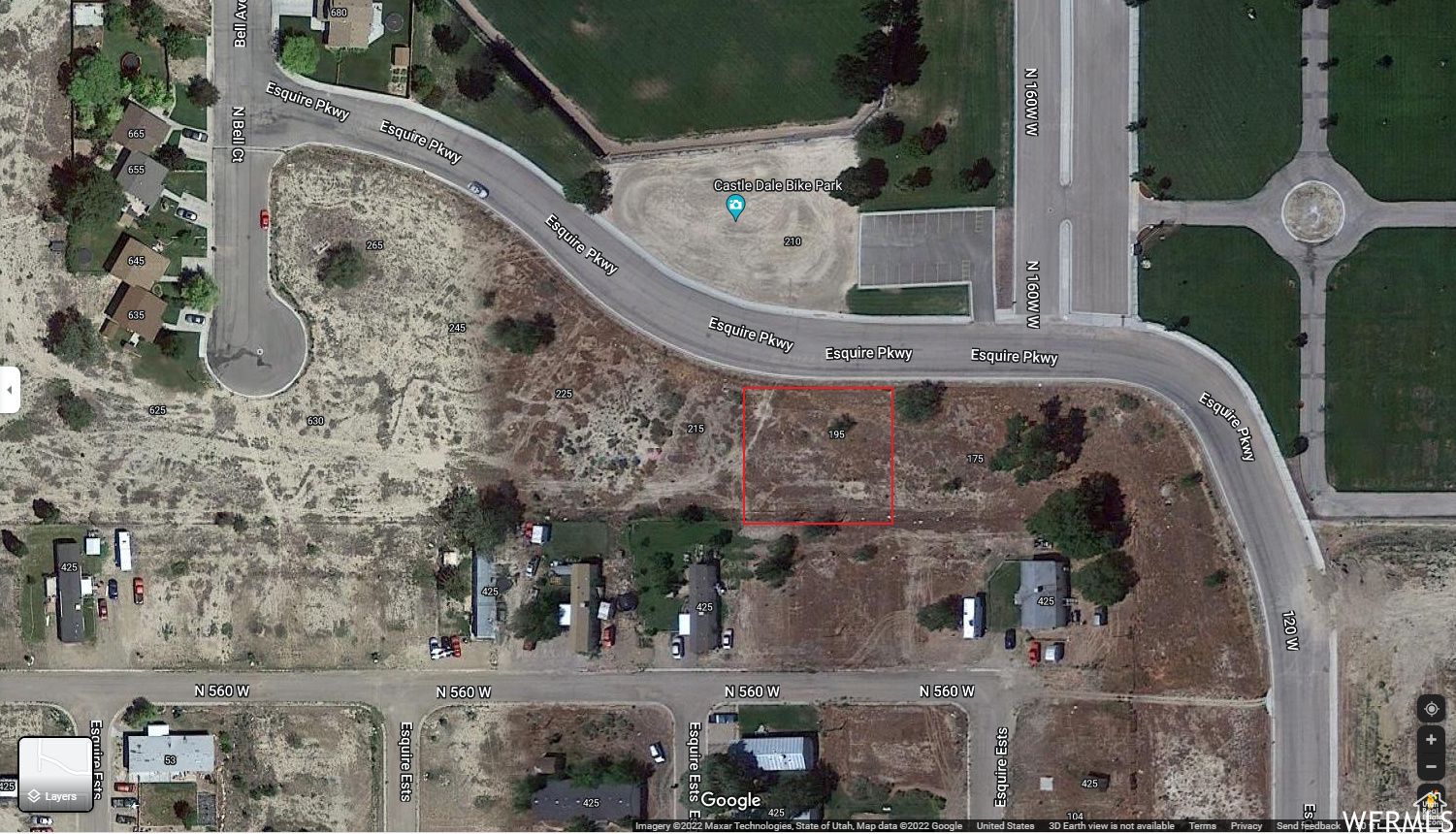 Lot for sale in desirable area!