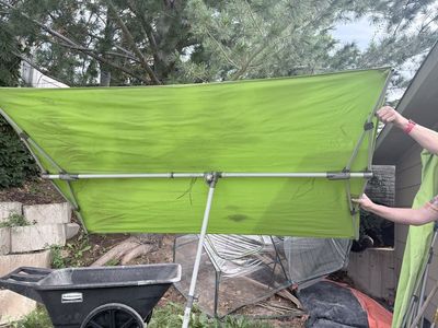 2 Adjustable Green Outdoor Shade Umbrellas