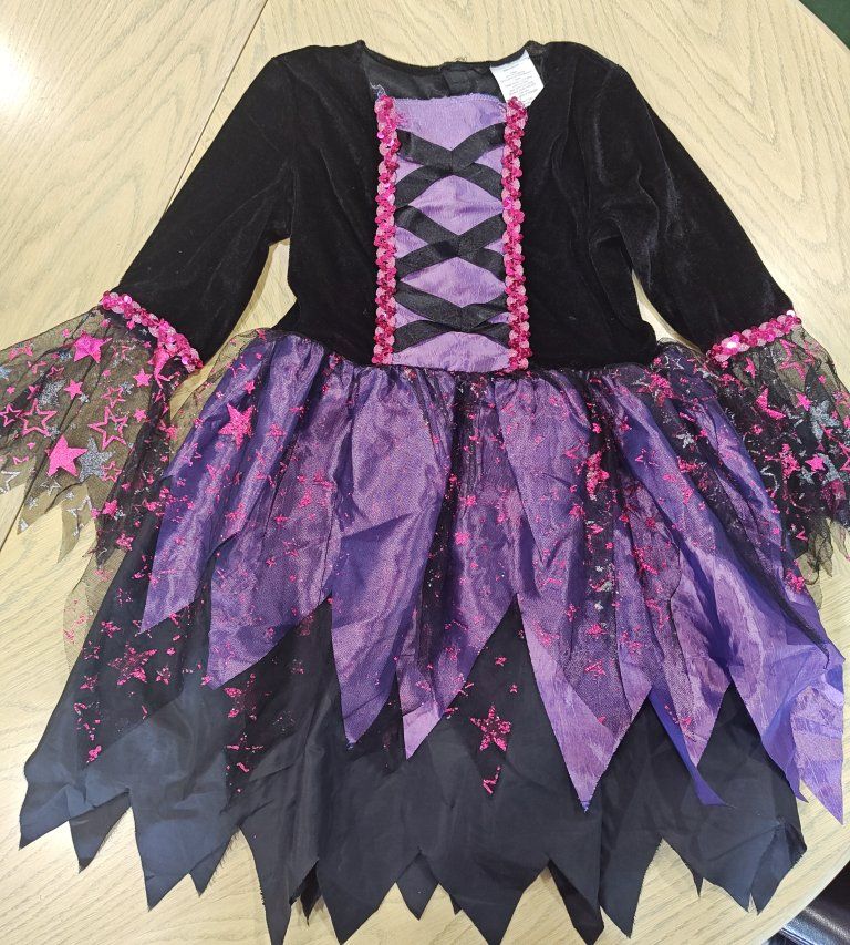Girls Purple & Black Star Witch Halloween Costume Dress Up, Size M (8-10)