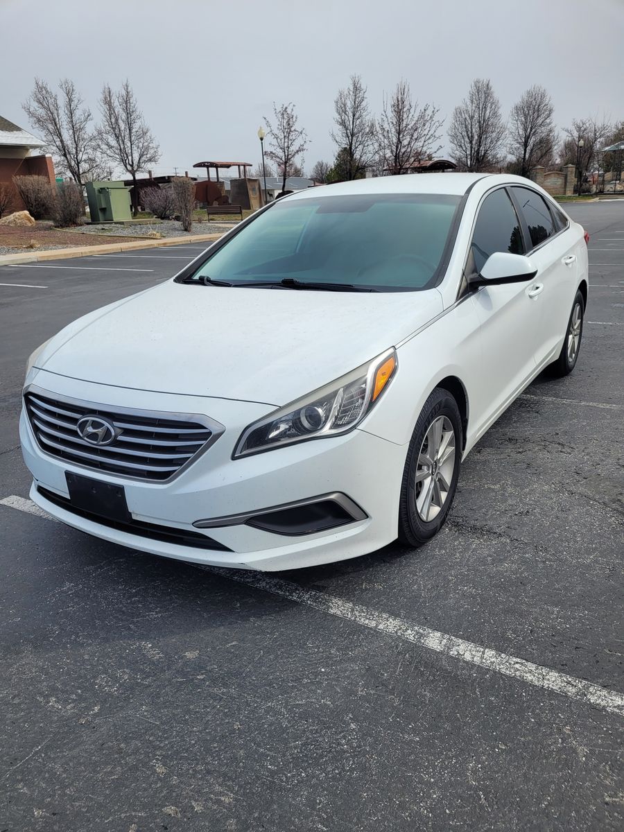 2017 HYUNDAI SONATA Base