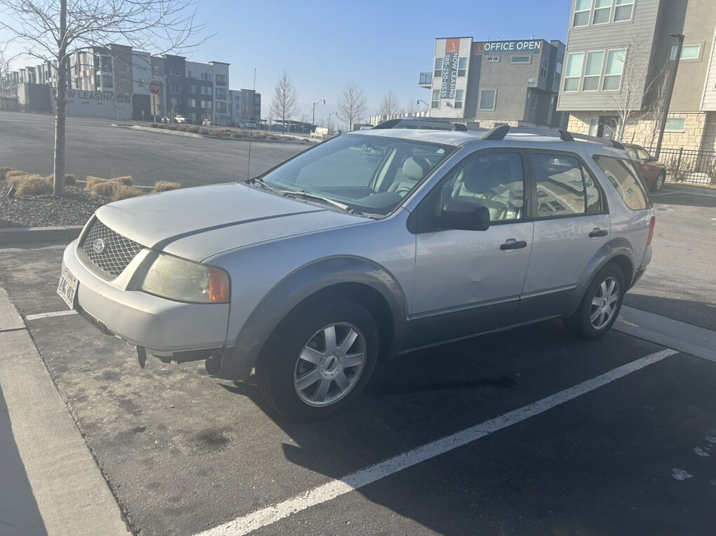 2005 Ford Freestyle SE