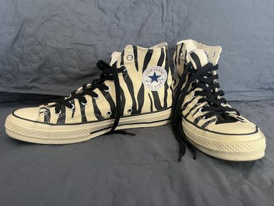 Men’s Converse All Star Zebra print High tops Size 9