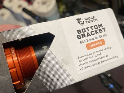 BSA 29mm bottom bracket wolf tooth orange