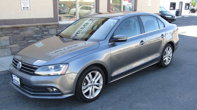 2017 Volkswagen Jetta 1.8T SEL Premium