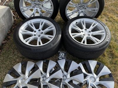 19x9.5 5x114.3 Wheels Tesla Gemini