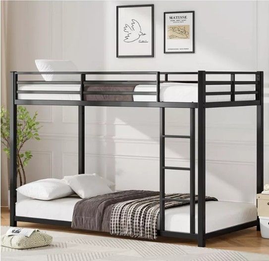 New - Twin over Twin Metal Bunk Bed.