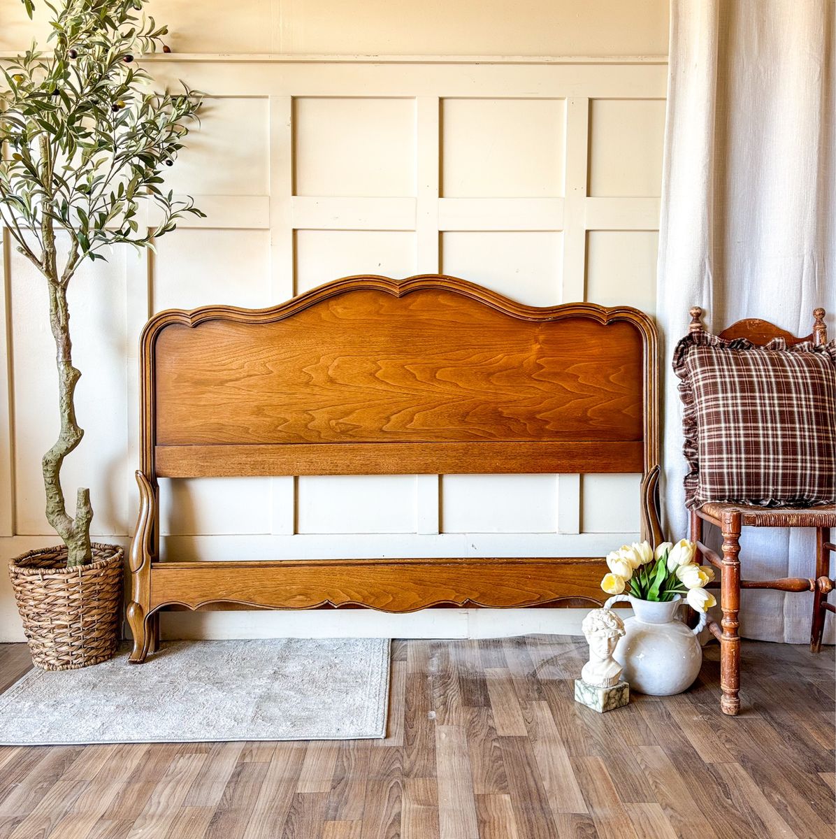 *FREE DELIVERY* Vintage Drexel French Full Bed