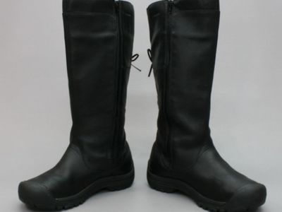 New! Keen Dry Women’s Riding Boots - Size 9
