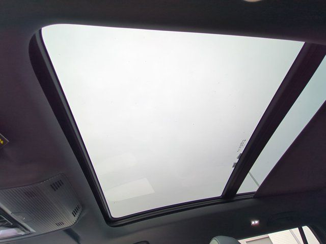 Main image 13