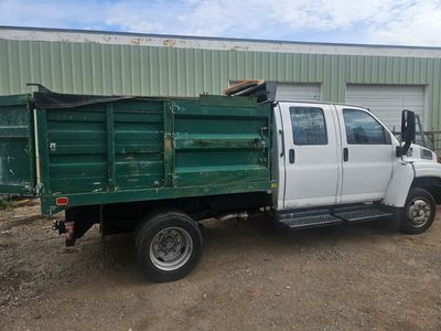 9' Dump bed with ram