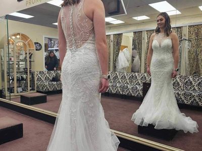 Brand new, size 10 wedding dress