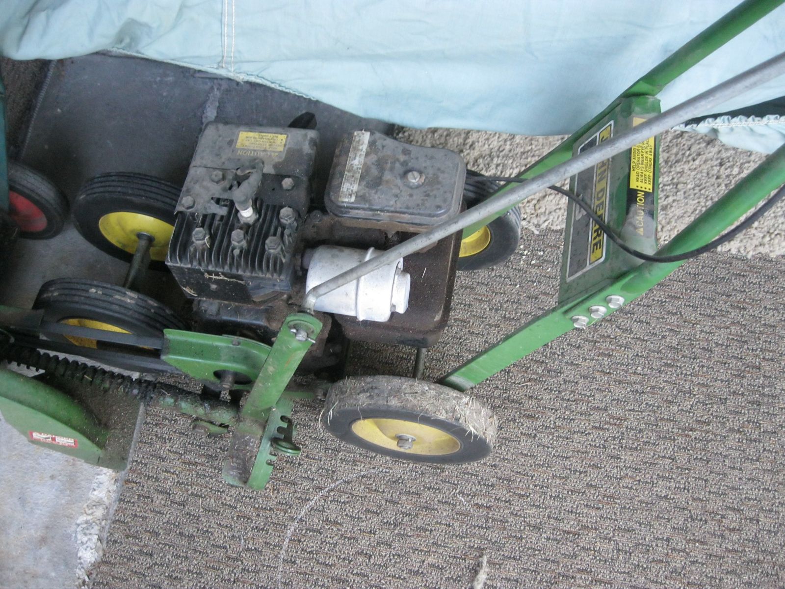 LAWN EDGERS
