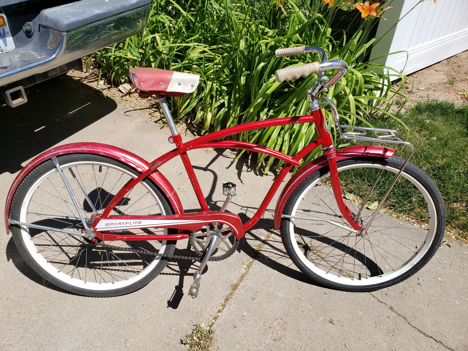 VINTAGE CRUISER BIKE