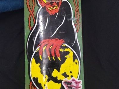Complete Skateboard and extra deck