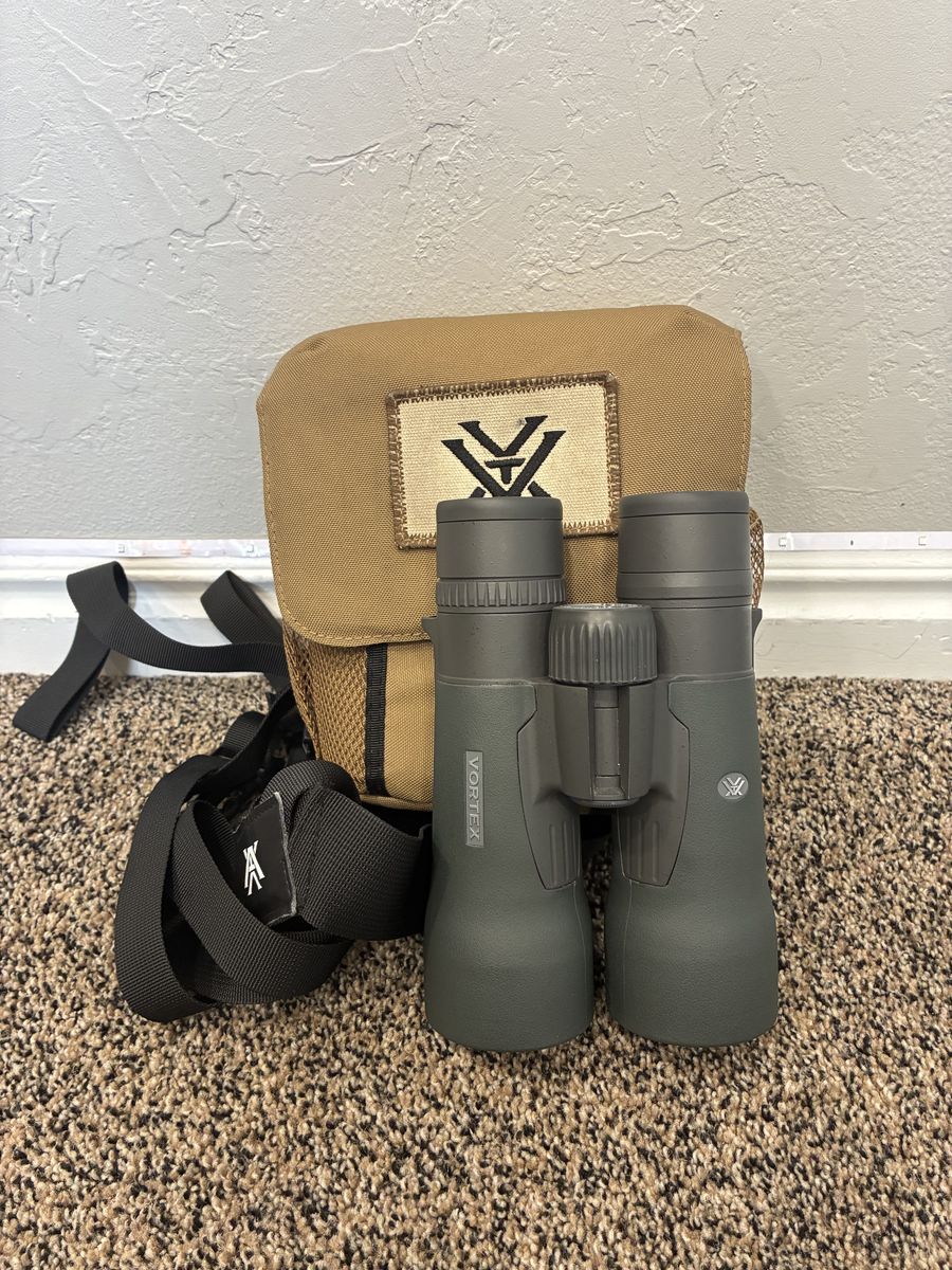 Vortex Razor HD 12x50 Binoculars with Case