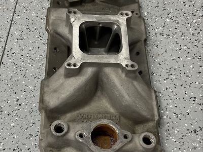 Sbc intake manifold