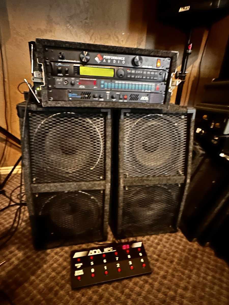 ADA MP1 with micro tube and Quadrasynth2 with ADA MPC Foot Controller & ADA split cab Speakers for the best 80s tone