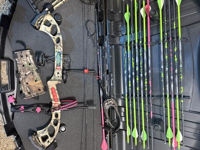 PSE Vision Camo Compound Bow Set - Right Handed, Pink & Green Accents, Hard Case & Arrows