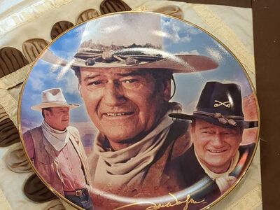 John Wayne collectors plate #2