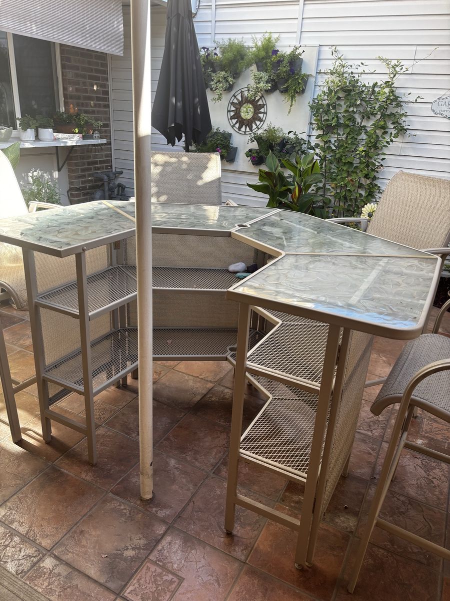 Outdoor Patio Bar Set with Glass Top and Matching Bar Stools