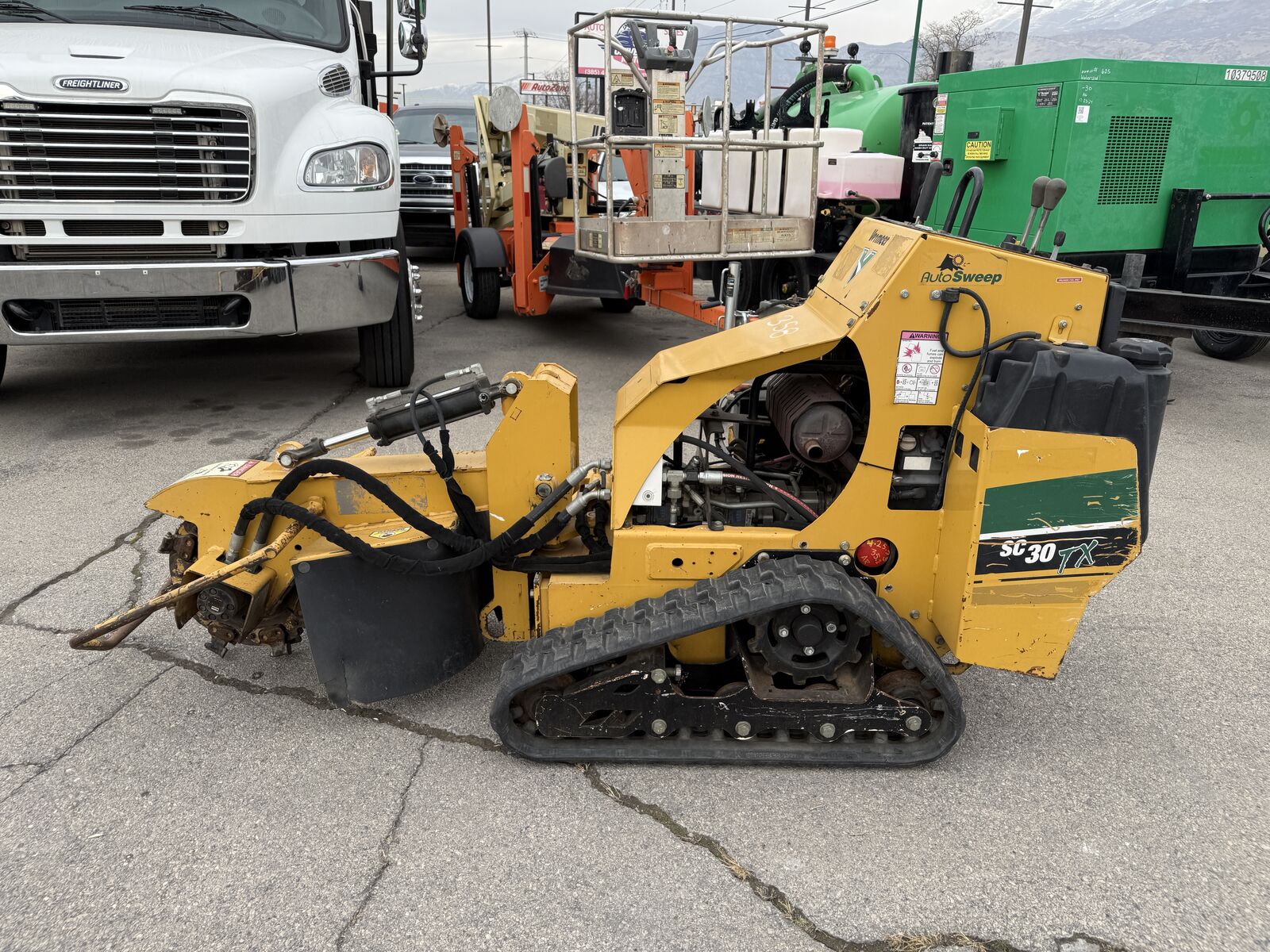 Stump Grinder 2014 Vermeer SC30TX Walk Behind Crawler Tracked