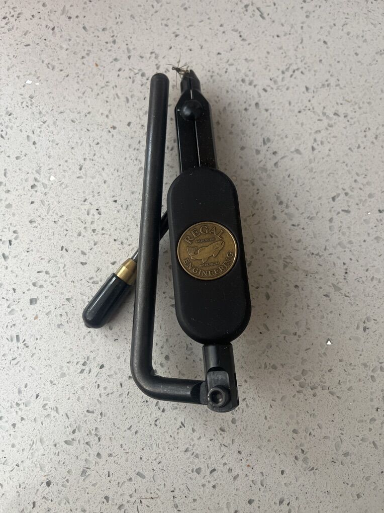 Regal Medallion Series Fly Tying Vise.