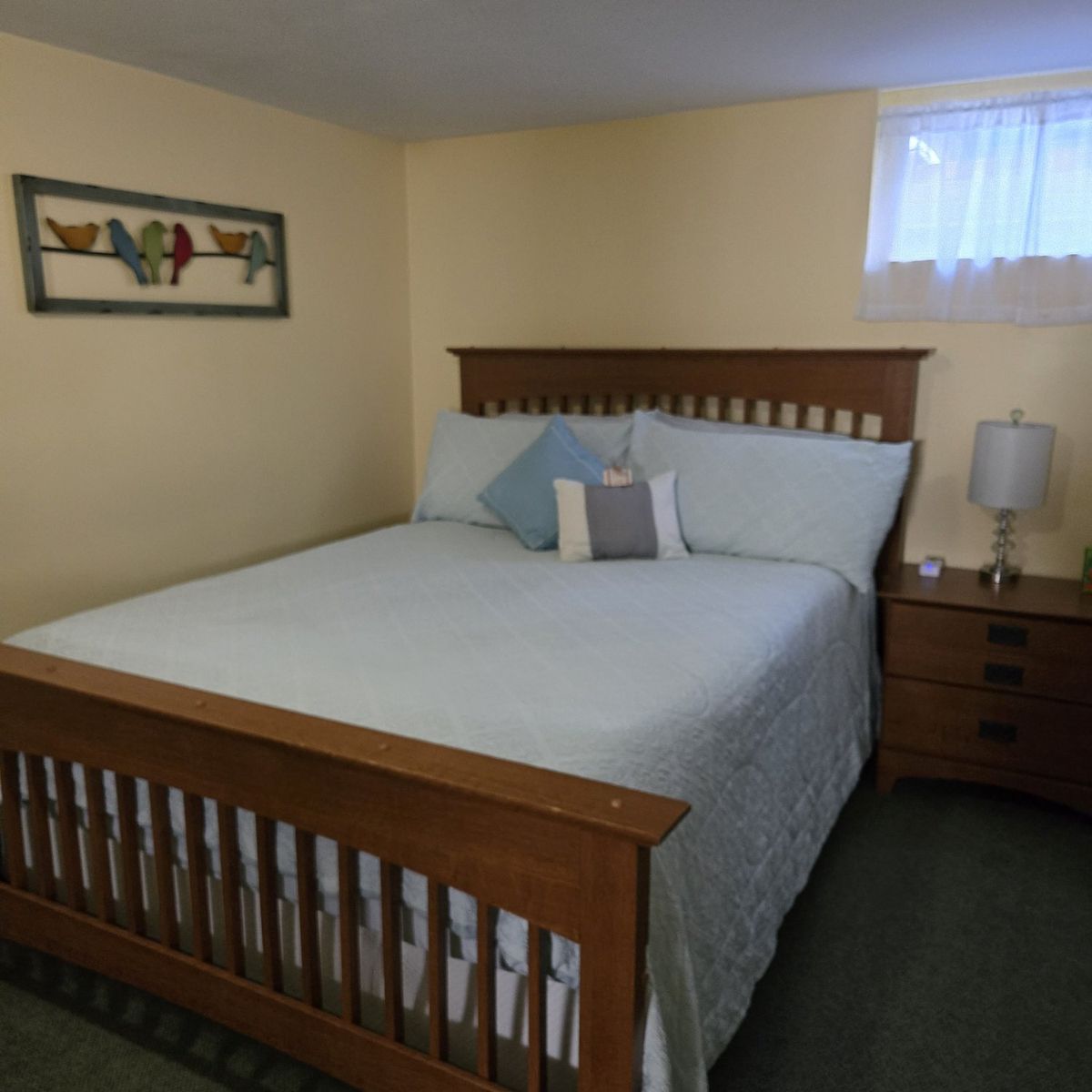 queen bed & night table